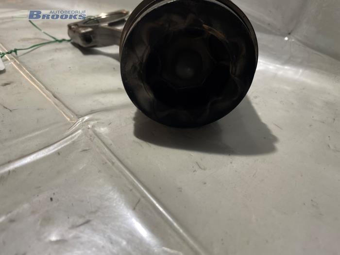 Zuiger van een Mercedes-Benz Citan (415.6) 1.5 109 CDI 2014