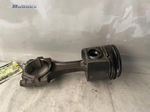 Gebruikte Zuiger Peugeot Boxer (244) 2.8 HDi 127 Prijs € 45,00 Margeregeling aangeboden door Autobedrijf Brooks