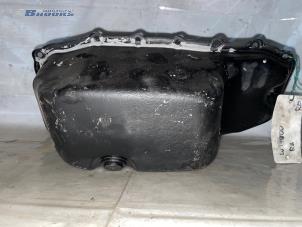 Carterpan van een Opel Corsa D 1.3 CDTi 16V ecoFLEX 2007