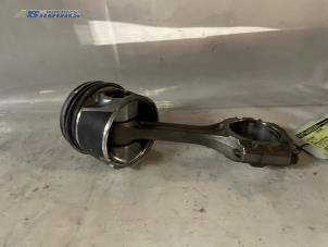 Gebruikte Zuiger Volkswagen Transporter/Caravelle T4 2.5 TDI Prijs € 100,00 Margeregeling aangeboden door Autobedrijf Brooks