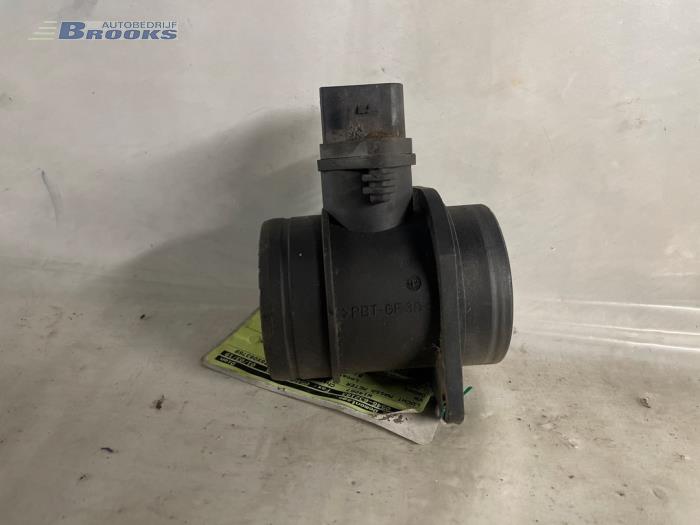 Gebruikte Luchtmassameter Volkswagen Caddy III (2KA,2KH,2CA,2CH) 2.0 SDI Prijs € 10,00 Margeregeling aangeboden door Autobedrijf Brooks