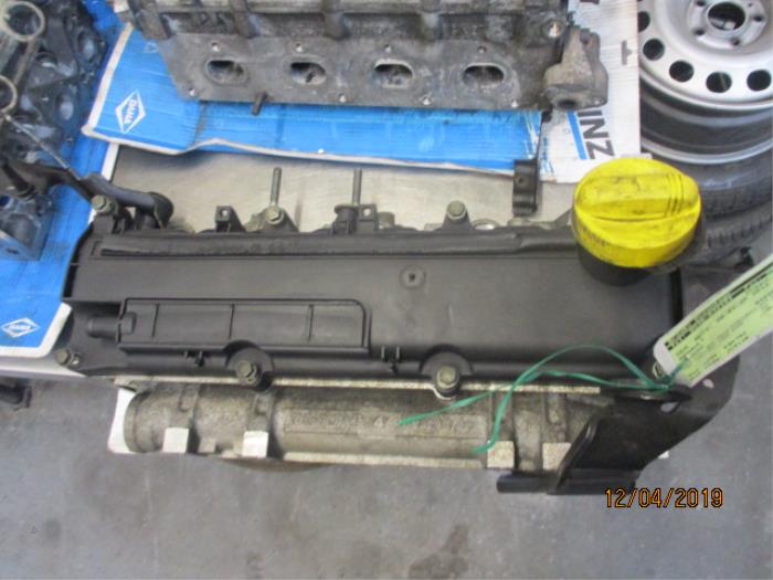 Gebruikte Cilinderkop Renault Kangoo Express (FC) 1.5 dCi 65 Prijs € 200,00 Margeregeling aangeboden door Autobedrijf Brooks