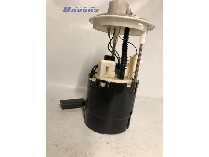 Gebruikte Tank element Pomp Fiat Punto II (188) 1.8 HGT 16V Prijs € 35,00 Margeregeling aangeboden door Autobedrijf Brooks