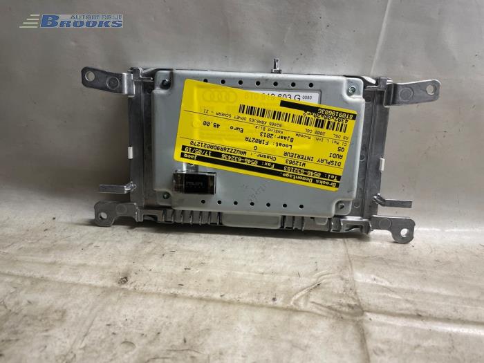 Display Interieur van een Audi Q5 (8RB) 2.0 TDI 16V Quattro 2013