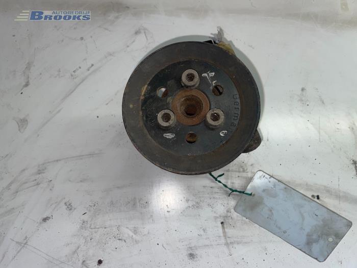 Gebruikte Pomp Servo Seat Toledo (1L2) 1.8 i CL,GL,GLX Prijs € 15,00 Margeregeling aangeboden door Autobedrijf Brooks