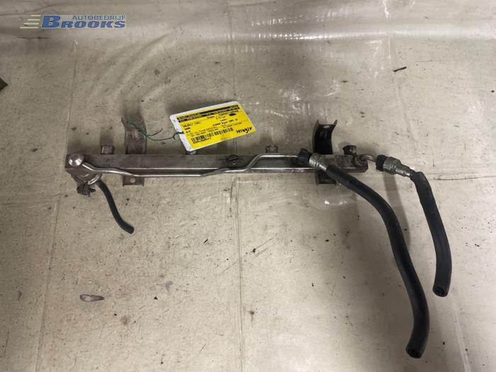 Gebruikte Injector brug Saab 9-5 (YS3E) 2.0t 16V Prijs € 15,00 Margeregeling aangeboden door Autobedrijf Brooks
