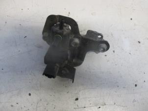 Gebruikte Vacuum ventiel Landrover Range Rover Evoque (LVJ/LVS) 2.2 TD4 16V 5-drs. Prijs op aanvraag aangeboden door Autobedrijf Brooks