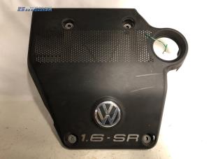 Gebruikte Motor Beschermplaat Volkswagen Golf IV (1J1) 1.6 Prijs € 15,00 Margeregeling aangeboden door Autobedrijf Brooks