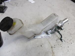 Gebruikte Hoofdremcilinder Nissan Qashqai (J10) 1.6 dCi Pure Drive Prijs € 50,00 Margeregeling aangeboden door Autobedrijf Brooks