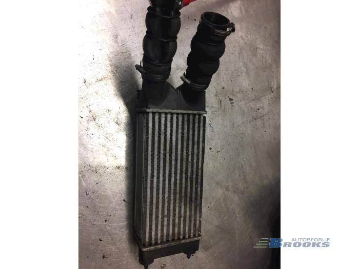 Intercooler van een Peugeot Partner (GC/GF/GG/GJ/GK) 1.6 HDI 75 16V 2010
