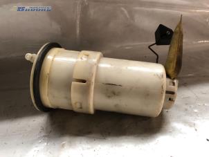 Gebruikte Tank element Pomp Toyota Yaris Prijs € 30,00 Margeregeling aangeboden door Autobedrijf Brooks