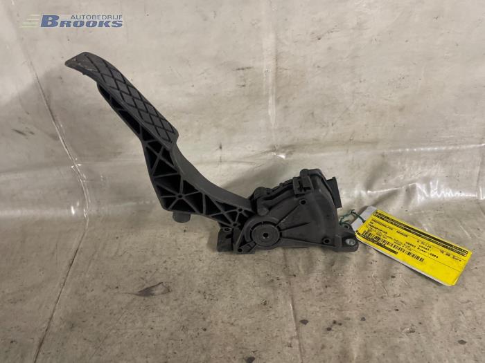 Gebruikte Sensor Gaspedaalpositie Volkswagen Transporter/Caravelle T5 2.5 TDi Prijs € 20,00 Margeregeling aangeboden door Autobedrijf Brooks