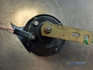 Gebruikte Claxon Dacia Logan (LS) 1.4 Prijs € 5,00 Margeregeling aangeboden door Autobedrijf Brooks