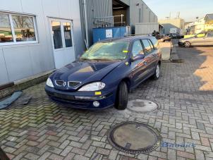 Gebruikte Stuurbekrachtiging Pomp Renault Megane Break/Grandtour (KA) 1.6 16V RXE,RXT Prijs € 40,00 Margeregeling aangeboden door Autobedrijf Brooks