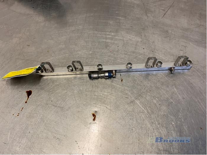 Gebruikte Common rail (Injectie) BMW 3 serie (E90) 325i 24V Prijs € 75,00 Margeregeling aangeboden door Autobedrijf Brooks