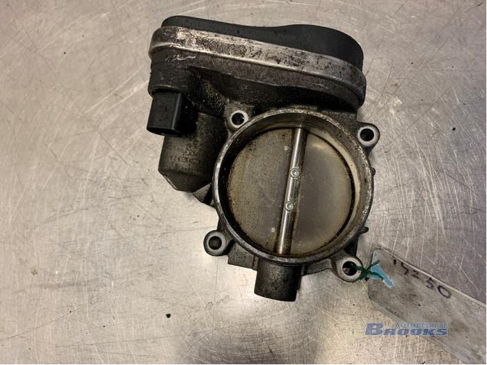 Gebruikte Gasklephuis BMW 3 serie (E90) 325i 24V Prijs € 75,00 Margeregeling aangeboden door Autobedrijf Brooks