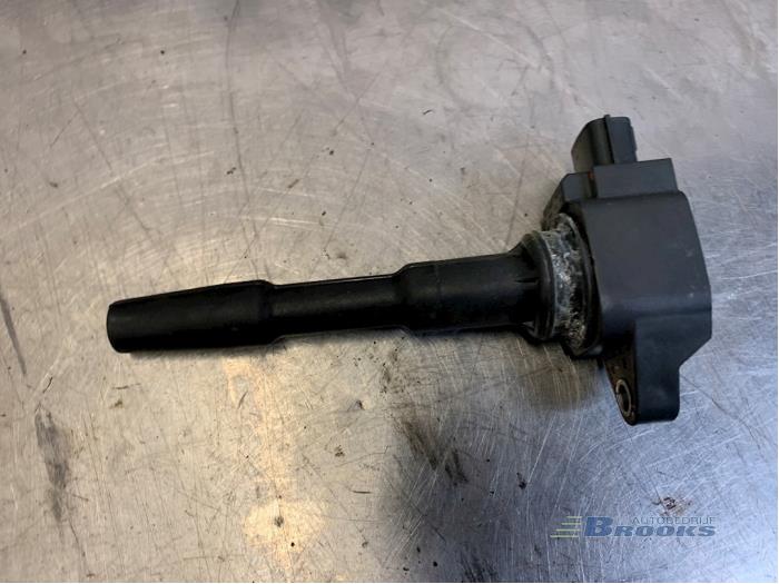 Gebruikte Bobine Renault Clio IV Estate/Grandtour (7R) 0.9 Energy TCE 12V Prijs € 10,00 Margeregeling aangeboden door Autobedrijf Brooks