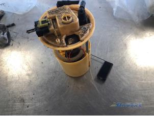 Gebruikte Tank element Pomp Fiat Punto Evo (199) 1.3 JTD Multijet 85 16V Euro 5 Prijs € 35,00 Margeregeling aangeboden door Autobedrijf Brooks