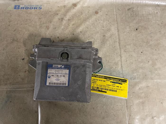 Gebruikte Computer Motormanagement Renault Kangoo Express (FC) 1.9 D 65 Prijs € 25,00 Margeregeling aangeboden door Autobedrijf Brooks