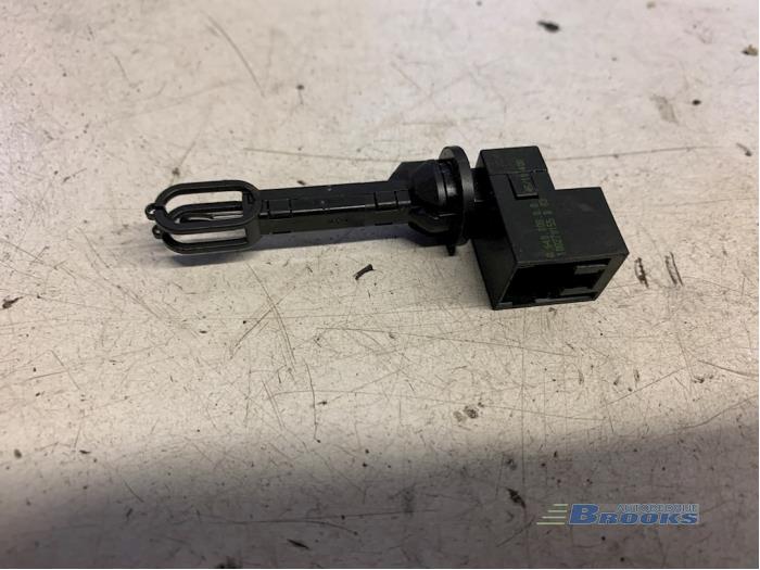 Gebruikte Sensor Temperatuur binnen Fiat Punto Evo (199) 1.3 JTD Multijet 85 16V Euro 5 Prijs € 20,00 Margeregeling aangeboden door Autobedrijf Brooks