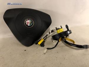 Gebruikte Airbag links (Stuur) Alfa Romeo 166 2.0 Twin Spark 16V Prijs € 50,00 Margeregeling aangeboden door Autobedrijf Brooks
