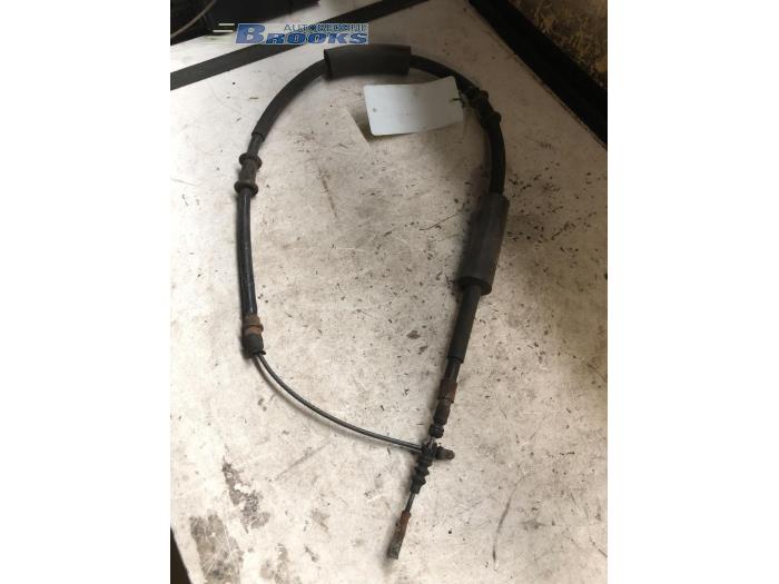 Gebruikte Handrem Kabel Lancia Lybra SW 2.0 20V Prijs € 10,00 Margeregeling aangeboden door Autobedrijf Brooks