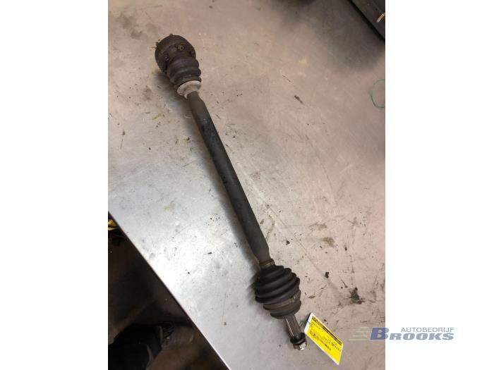 Gebruikte Steekas rechts-voor Volkswagen Golf I Cabrio (155) 1.5 Prijs € 10,00 Margeregeling aangeboden door Autobedrijf Brooks