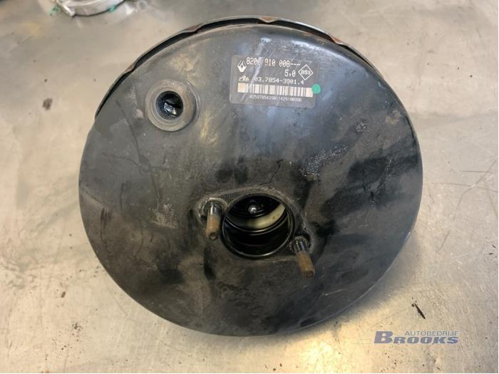 Gebruikte Rembol Renault Twingo II (CN) 1.2 16V Prijs € 30,00 Margeregeling aangeboden door Autobedrijf Brooks