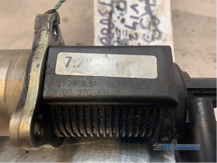 EGR Klep van een Renault Espace (JE) 2.2 dCi 130 Grand Espace 2001