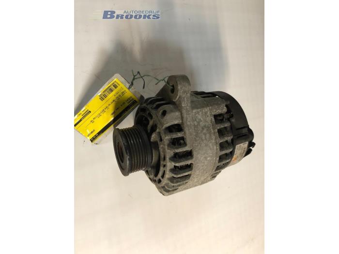 Gebruikte Alternator Suzuki SX4 (EY/GY) 1.9 DDiS Prijs € 75,00 Margeregeling aangeboden door Autobedrijf Brooks