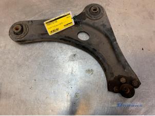 Gebruikte Draagarm rechts-voor Citroen C2 (JM) 1.1 Prijs € 25,00 Margeregeling aangeboden door Autobedrijf Brooks