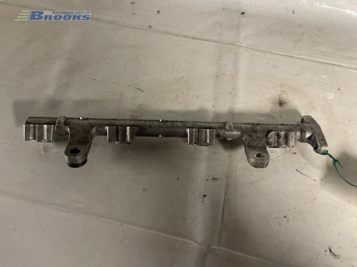 Gebruikte Common rail (Injectie) Toyota Yaris Prijs € 10,00 Margeregeling aangeboden door Autobedrijf Brooks