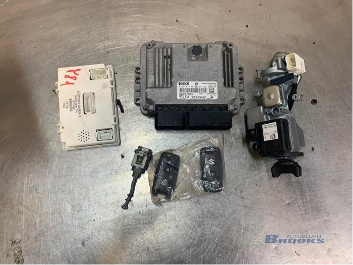 Gebruikte Kontaktslot + computer Suzuki SX4 (EY/GY) 1.9 DDiS Prijs € 150,00 Margeregeling aangeboden door Autobedrijf Brooks