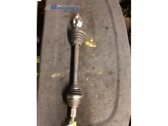 Gebruikte Steekas links-voor Fiat Marea Weekend (185BX/CX) 1.6 SX,ELX 16V Prijs € 10,00 Margeregeling aangeboden door Autobedrijf Brooks
