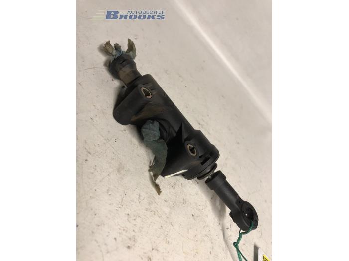 Gebruikte Koppeling Hulp Cilinder Peugeot 807 2.2 HDiF 16V Prijs € 15,00 Margeregeling aangeboden door Autobedrijf Brooks