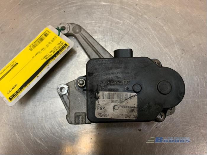 Gebruikte Wervelklep motor Opel Vectra C GTS 1.9 CDTI 16V Prijs € 55,00 Margeregeling aangeboden door Autobedrijf Brooks
