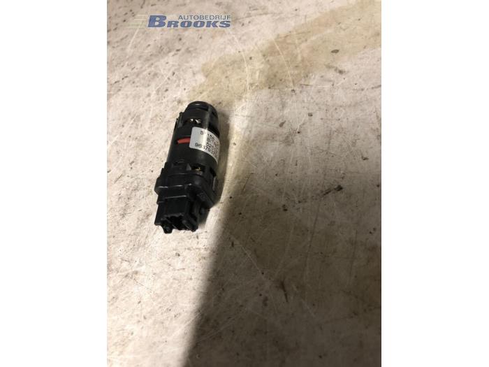 Gebruikte Airco deel (div) Peugeot 807 2.2 HDiF 16V Prijs € 15,00 Margeregeling aangeboden door Autobedrijf Brooks