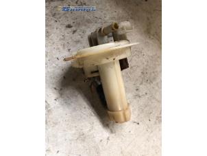 Gebruikte Tank element Pomp Peugeot 807 2.2 HDiF 16V Prijs € 15,00 Margeregeling aangeboden door Autobedrijf Brooks