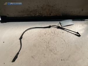 Gebruikte ABS Sensor Renault Modus/Grand Modus (JP) 1.2 16V Eco Prijs € 15,00 Margeregeling aangeboden door Autobedrijf Brooks