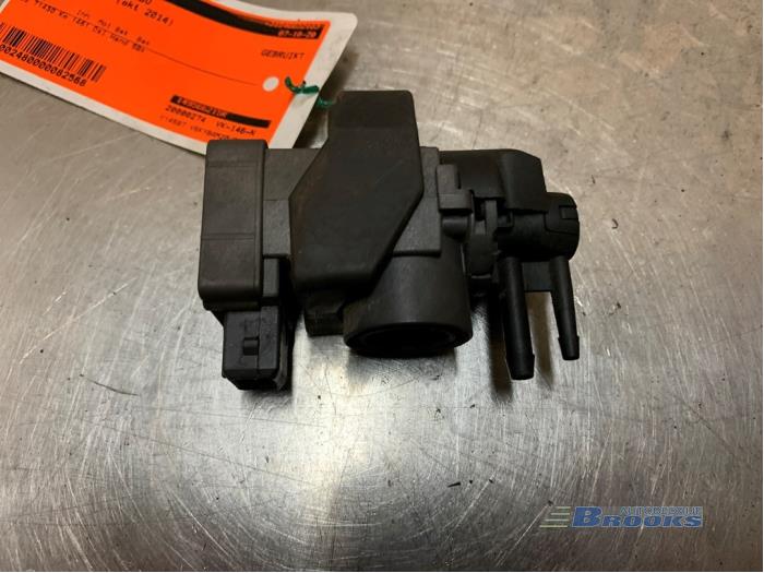 Gebruikte Turbo Overdrukklep Nissan NV 200 (M20M) 1.5 dCi 90 Prijs € 25,00 Margeregeling aangeboden door Autobedrijf Brooks