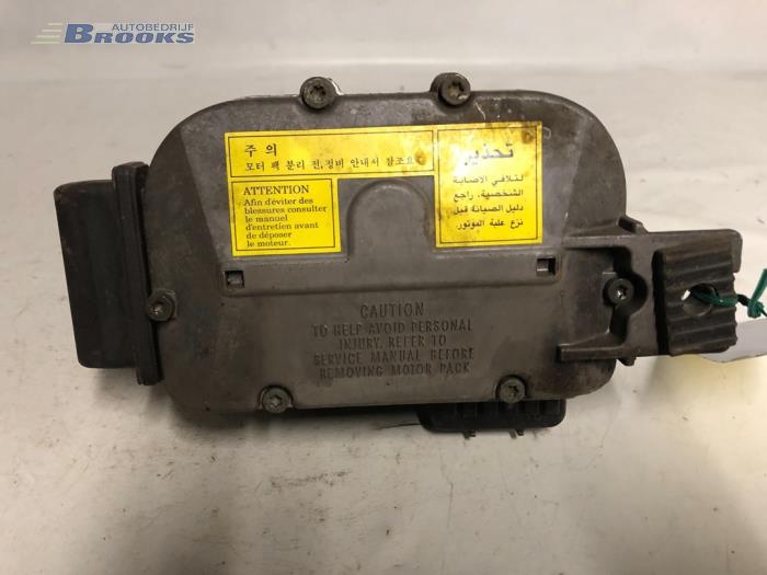 Gebruikte ABS Pomp Chevrolet Nubira Wagon (J100) 2.0 16V Prijs € 25,00 Margeregeling aangeboden door Autobedrijf Brooks