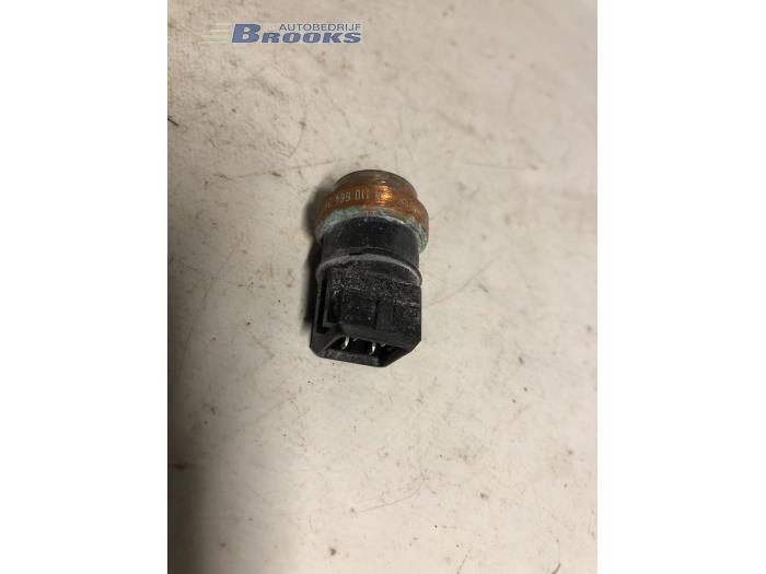 Gebruikte Temperatuursensor Motor Renault Laguna Prijs € 5,00 Margeregeling aangeboden door Autobedrijf Brooks