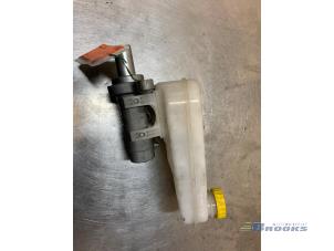 Gebruikte Hoofdremcilinder Fiat Ducato (250) 3.0 140 Natural Power Prijs € 35,00 Margeregeling aangeboden door Autobedrijf Brooks