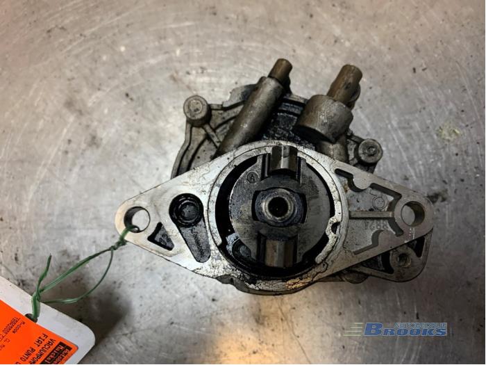 Gebruikte Vacuumpomp (Diesel) Fiat Grande Punto (199) 1.3 JTD Multijet 16V Prijs € 40,00 Margeregeling aangeboden door Autobedrijf Brooks