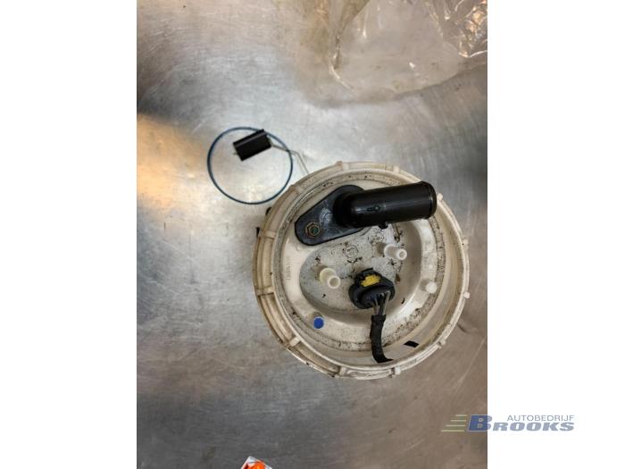 Gebruikte Tank element Pomp Fiat Ducato (250) 3.0 140 Natural Power Prijs € 75,00 Margeregeling aangeboden door Autobedrijf Brooks