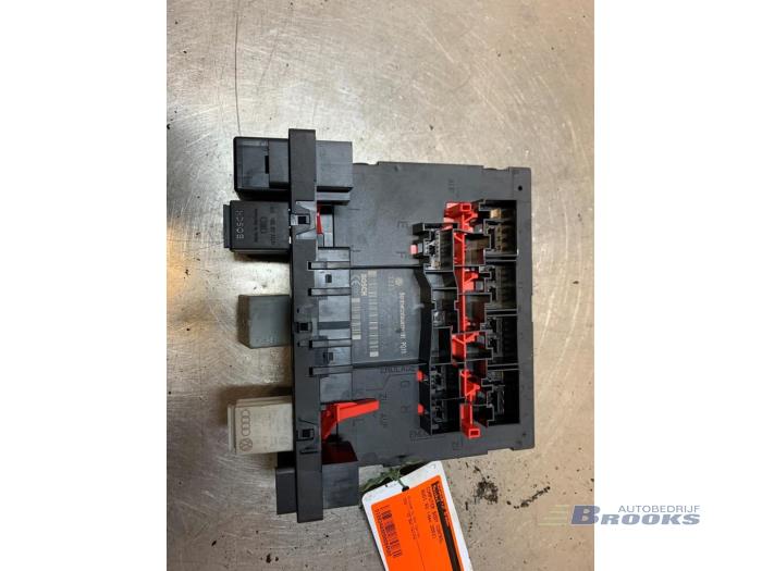 Gebruikte Module Bodycontrol Audi A3 (8P1) 2.0 16V FSI Prijs € 75,00 Margeregeling aangeboden door Autobedrijf Brooks