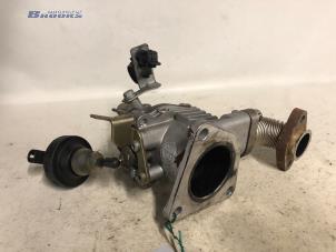 Gebruikte Gasklephuis Alfa Romeo 147 (937) 1.9 JTD 115 Prijs € 25,00 Margeregeling aangeboden door Autobedrijf Brooks