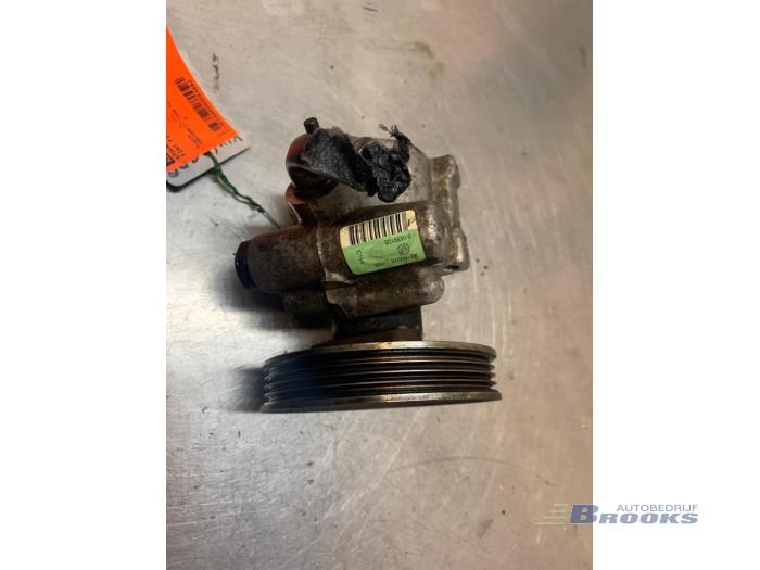 Gebruikte Pomp Servo Fiat Fiorino (225) 1.3 JTD 16V Multijet Prijs € 20,00 Margeregeling aangeboden door Autobedrijf Brooks