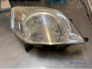 Gebruikte Rechter Koplamp Fiat Fiorino (225) 1.3 JTD 16V Multijet Prijs € 30,00 Margeregeling aangeboden door Autobedrijf Brooks