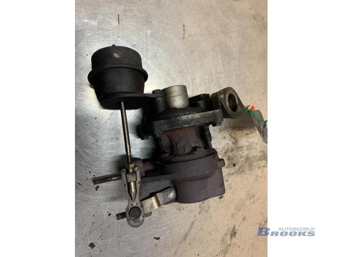 Gebruikte Turbo Fiat Fiorino (225) 1.3 JTD 16V Multijet Prijs € 175,00 Margeregeling aangeboden door Autobedrijf Brooks